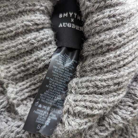 Smythe Hand Knit Cropped Cable Knit Sweater - Charcoal - Picture 6 of 9